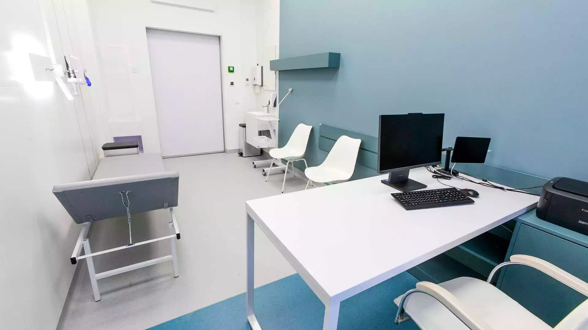 Готові меблі для проекту Проєкт приймального відділення кліники, Київ Проєкт приймального відділення кліники, Київ